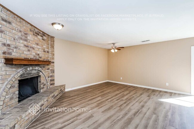 Foto del edificio - 9518 Cutleaf Ct