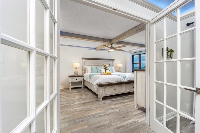 Building Photo - 9400 S Ocean Dr