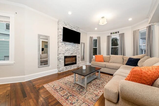 Foto del edificio - 30 Larchmont St