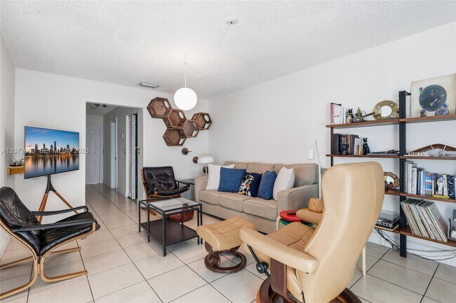 Foto del edificio - 13933 SW 46th Terrace