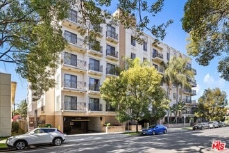 Building Photo - 311 S Gramercy Pl