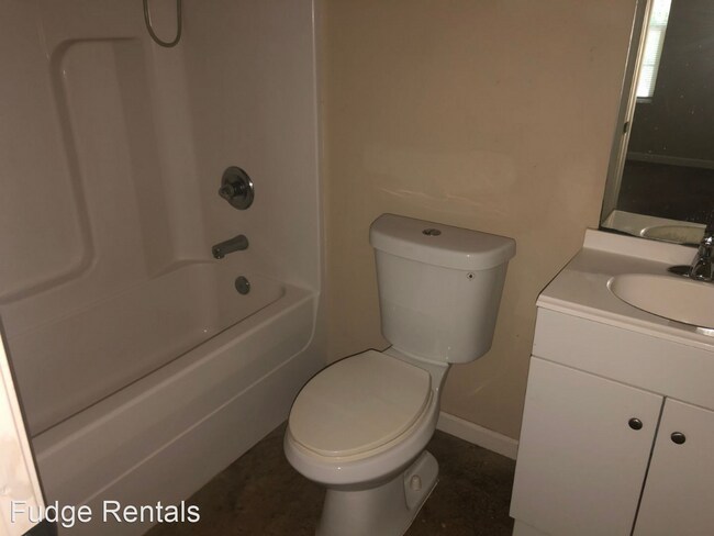 Foto del edificio - 4 br, 4 bath House - 411 Shady Park Cove