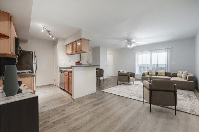 Foto del edificio - 9100 Dr M.L.K. Jr St N