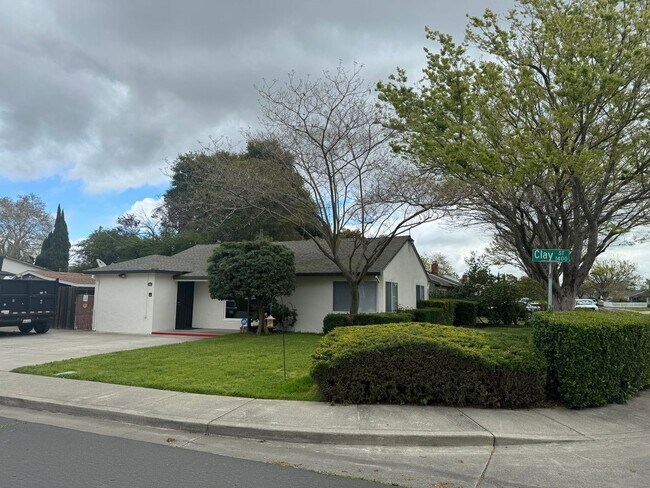 Building Photo - 1400 CLAY STREET, FAIRFIELD