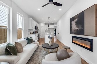 Building Photo - 2321 Budd St