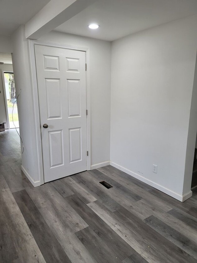 Foto del edificio - Charming home in Clarksville Indiana (Unde...