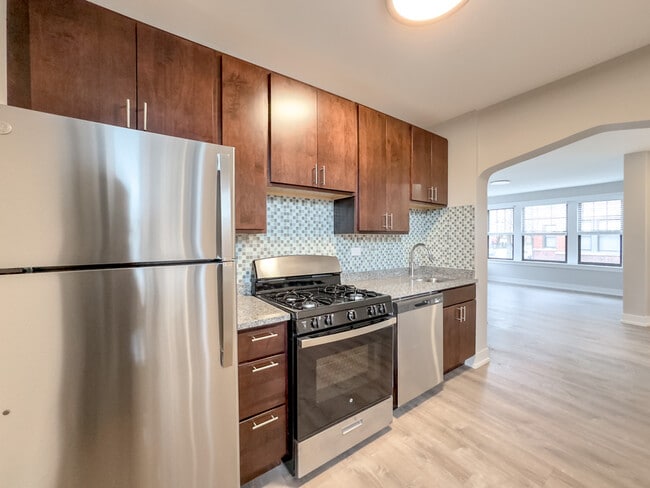 Foto del edificio - 4411 N Wolcott Ave