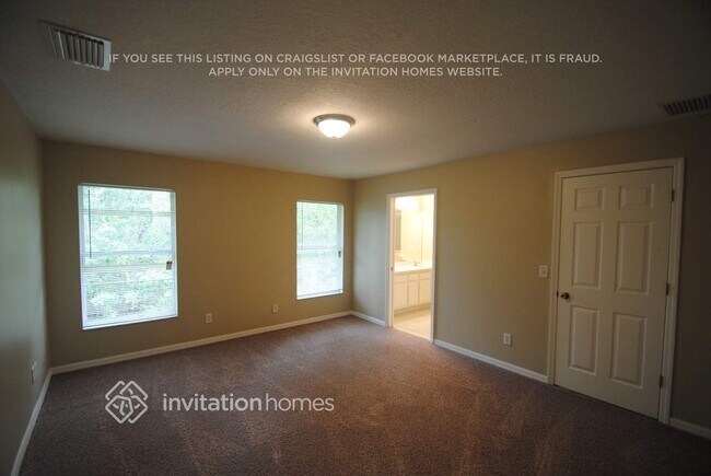 Building Photo - 3060 Eldron Blvd SE