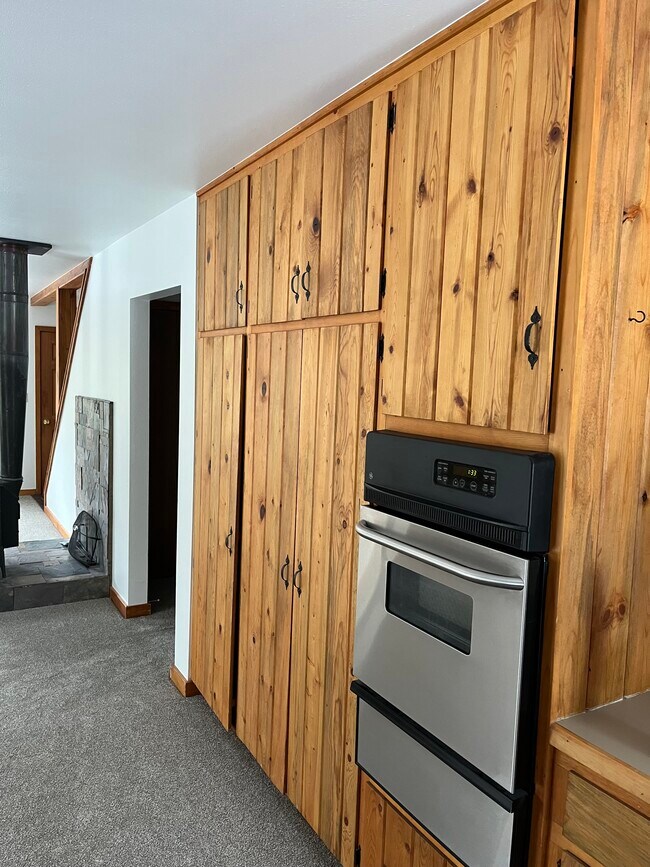 Foto del edificio - 304 Cabin Creek Rd