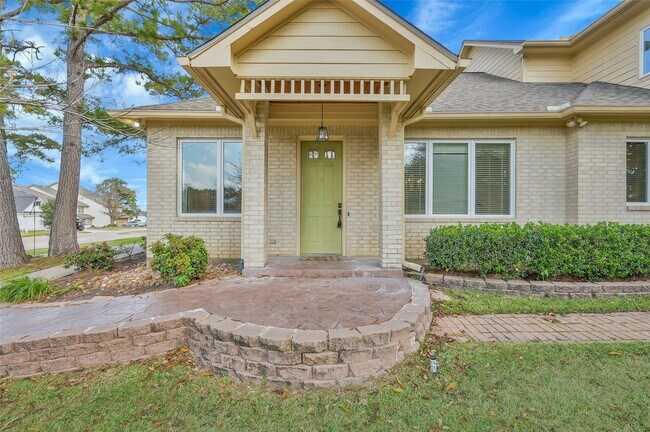 Foto del edificio - 28 Waters Edge St