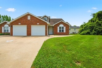 Building Photo - 4404-4404 W Jeana Ct