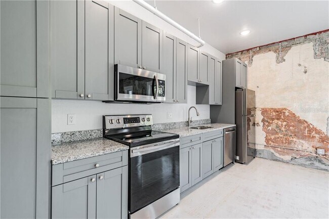 Building Photo - 3108 N Jefferson St
