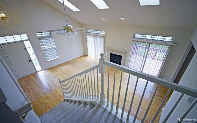 Foto del edificio - 7246 Gateway Dr