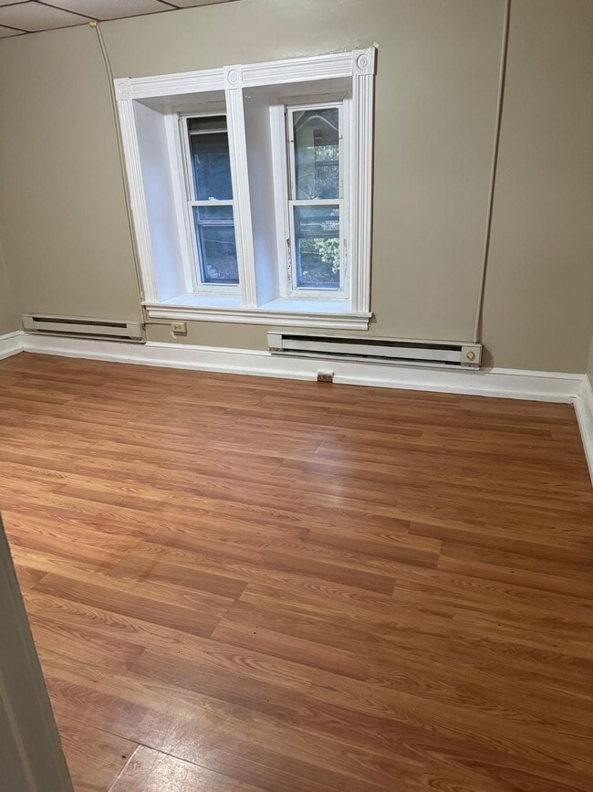 Bedroom - 222 Clymer St