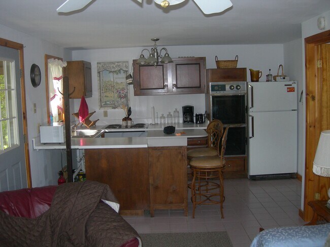 Foto del edificio - 1406 Summerhill Rd
