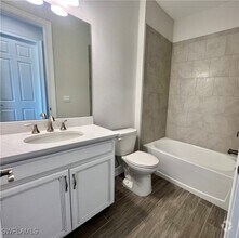 Building Photo - 1233 Enbrook Lp