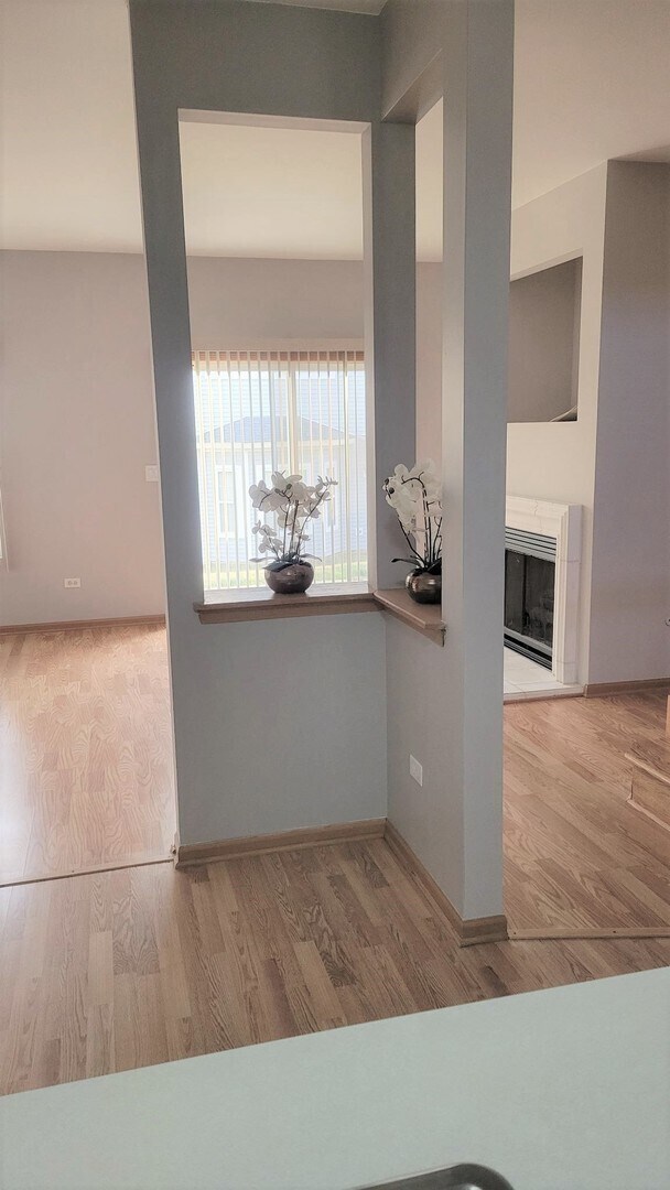 14857 W Victoria Crossing, Lockport, IL 60441 Townhome Rentals in