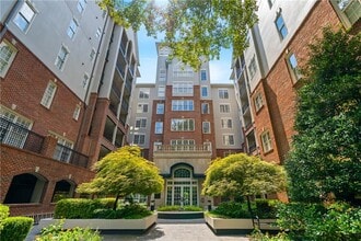 Building Photo - 50 Biscayne Dr NW