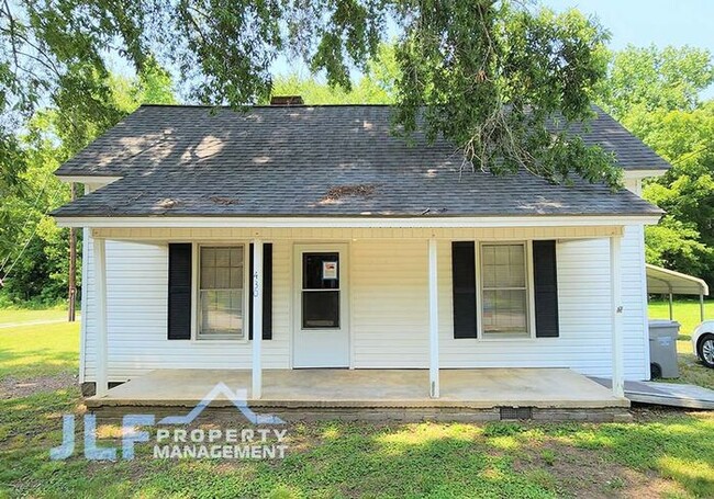 Building Photo - Cute 1 Bed/1 Bath Home in Rockwell!