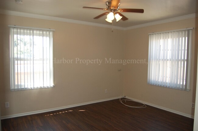 Building Photo - 937 Magnolia Ave