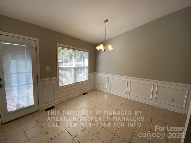 Foto del edificio - 1040 Rembrandt Dr SW