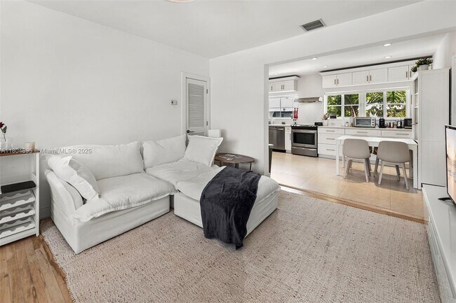 Foto del edificio - 241 28th St