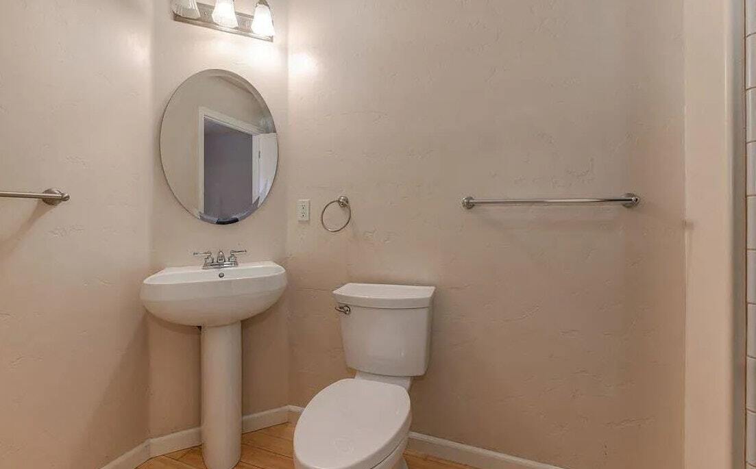 Foto principal - 4790 Fall St