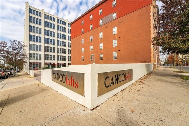 Building Photo - 50 Dey St