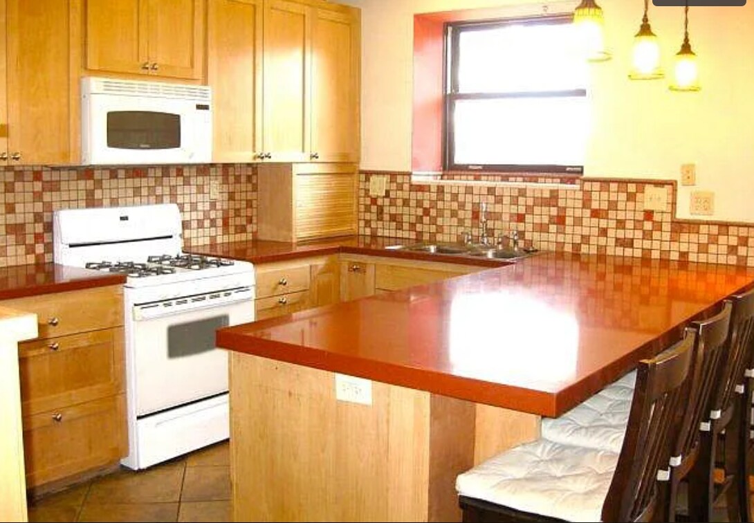 Primary Photo - 1227 Cota Ave