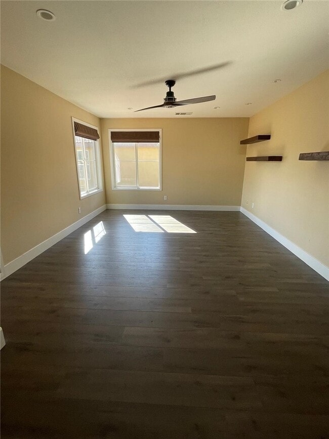 Foto del edificio - 32689 Cottonwood Rd