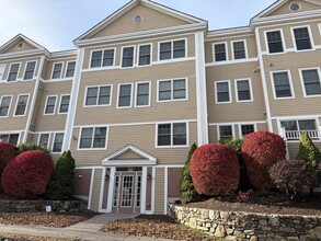 Building Photo - 11 Cheriton Rd