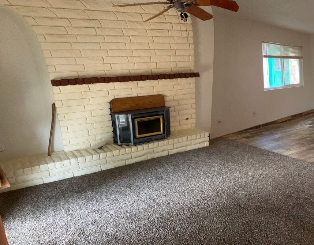 Foto del edificio - 4709 Summertree Ln