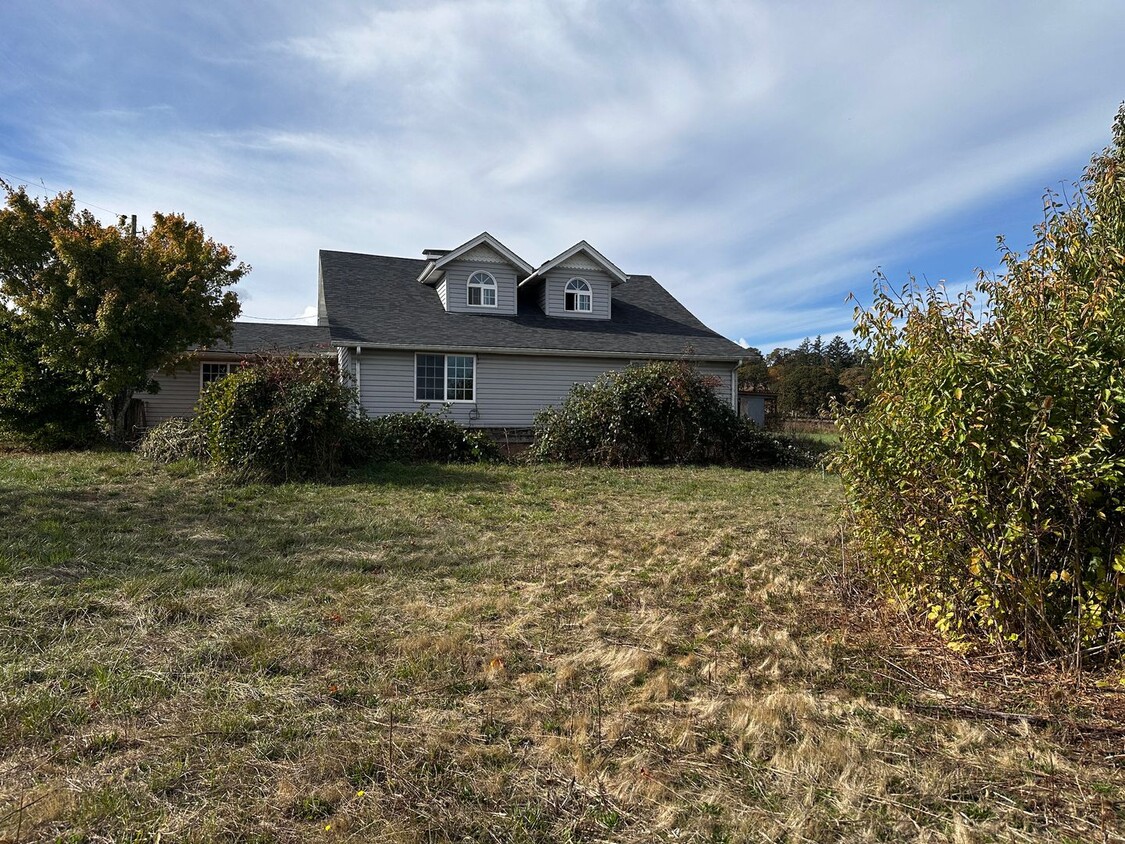 Primary Photo - Coming Soon, 3 Bedroom 2 bath Farm house