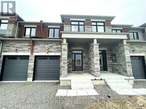 Building Photo - 23 Milady Cres