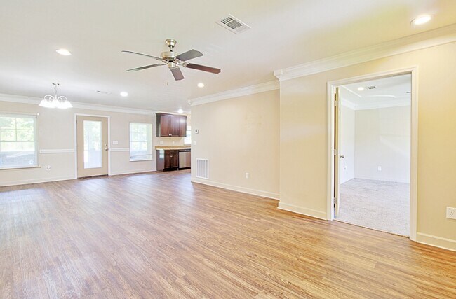 Foto del edificio - 5777 E Oglethorpe Hwy