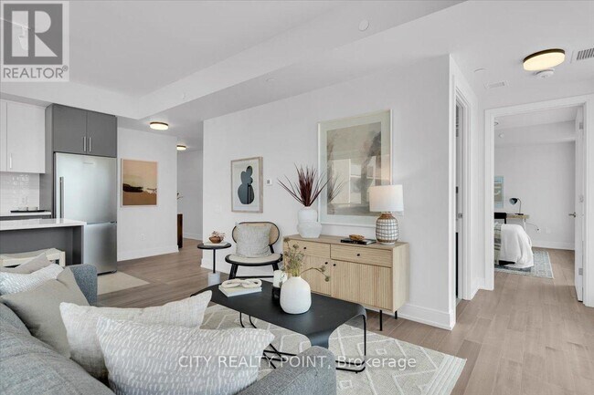 Photo du bâtiment - 664-664 Spadina Ave.