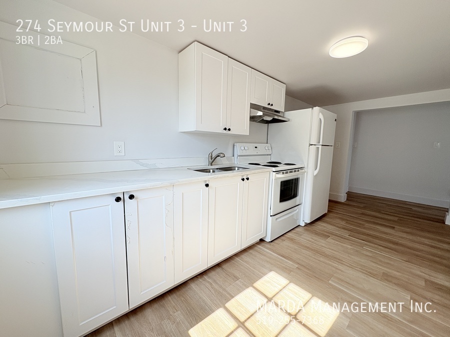 Primary Photo - FULLY RENOVATED 3BEDROOM/1.5BATHROOM UNIT ...