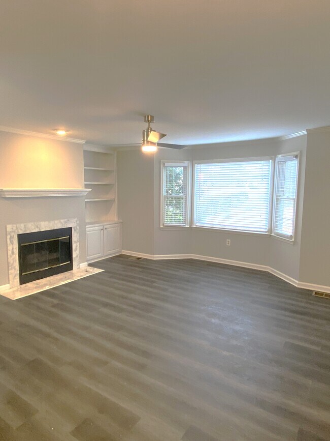 2071 Defoors Ferry Rd NW Unit A, Atlanta, GA 30318 Condo for Rent in