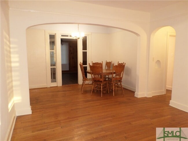 Building Photo - 141 Rommel Ave