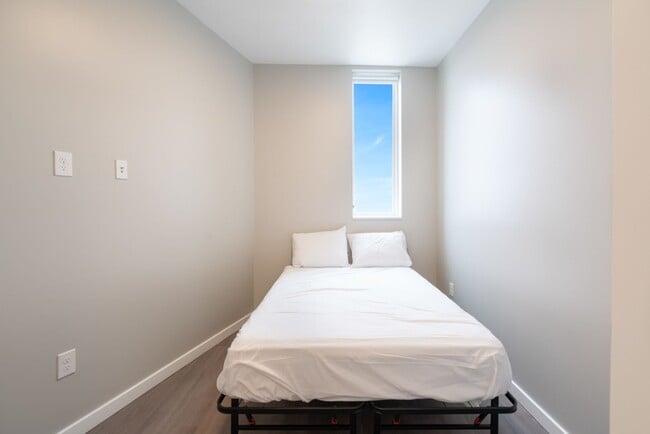 Interior Photo - Art Bloc