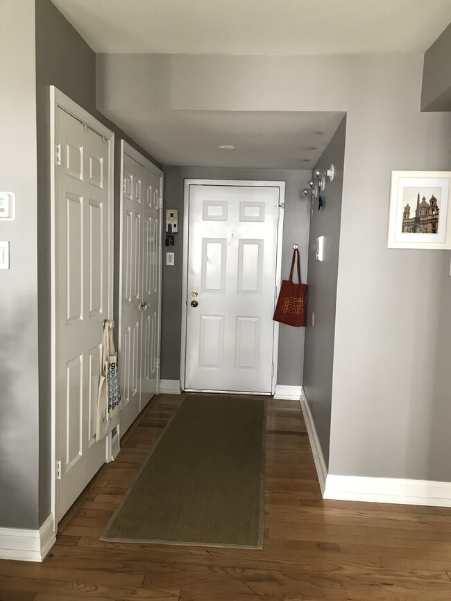 Unit entryway - 3821 39th St NW