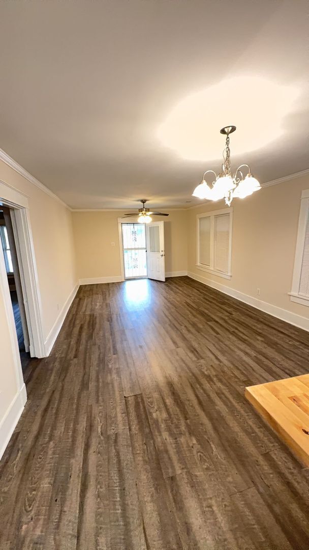 Foto del edificio - Comfy 3 bedroom 2 bath home - Open To Section 8