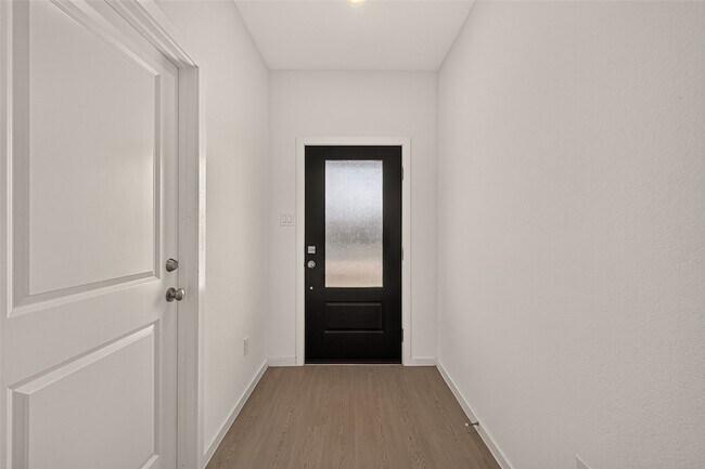 Building Photo - 26615 Coast Redwood Dr