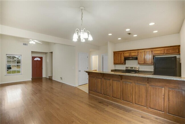 Foto del edificio - 3606 SW Deerfield Blvd
