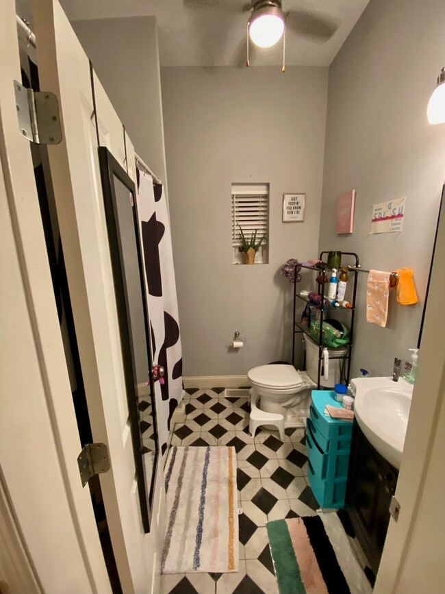 Foto del edificio - 1914 Eastern Avenue, Unit APT 2