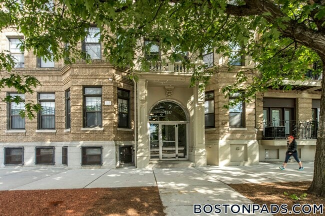 Building Photo - 1135 Commonwealth Ave