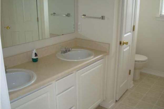 Building Photo - 10605 Wilderness Ln