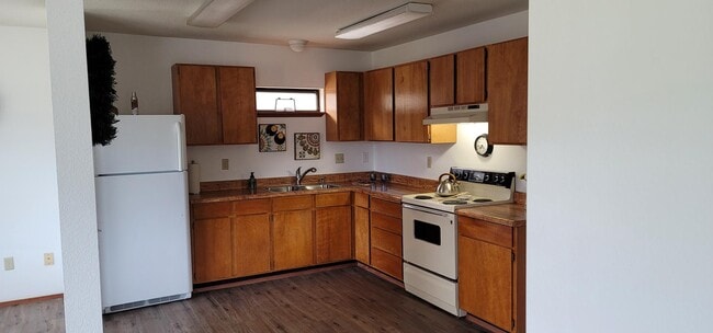 Building Photo - 568 NW Silver Meadow Ln