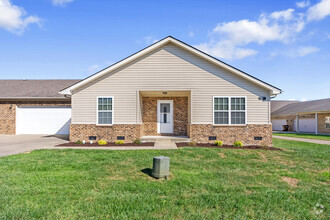 Building Photo - 575 Regency Cir