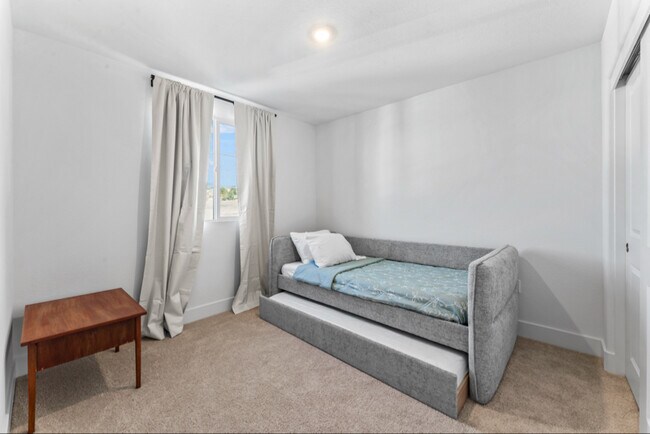 Foto del edificio - 231 Goldback Ct